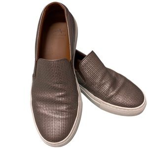 Aquatalia Woven Leather Silver Gray Slip On Snakers Women’s 9.5